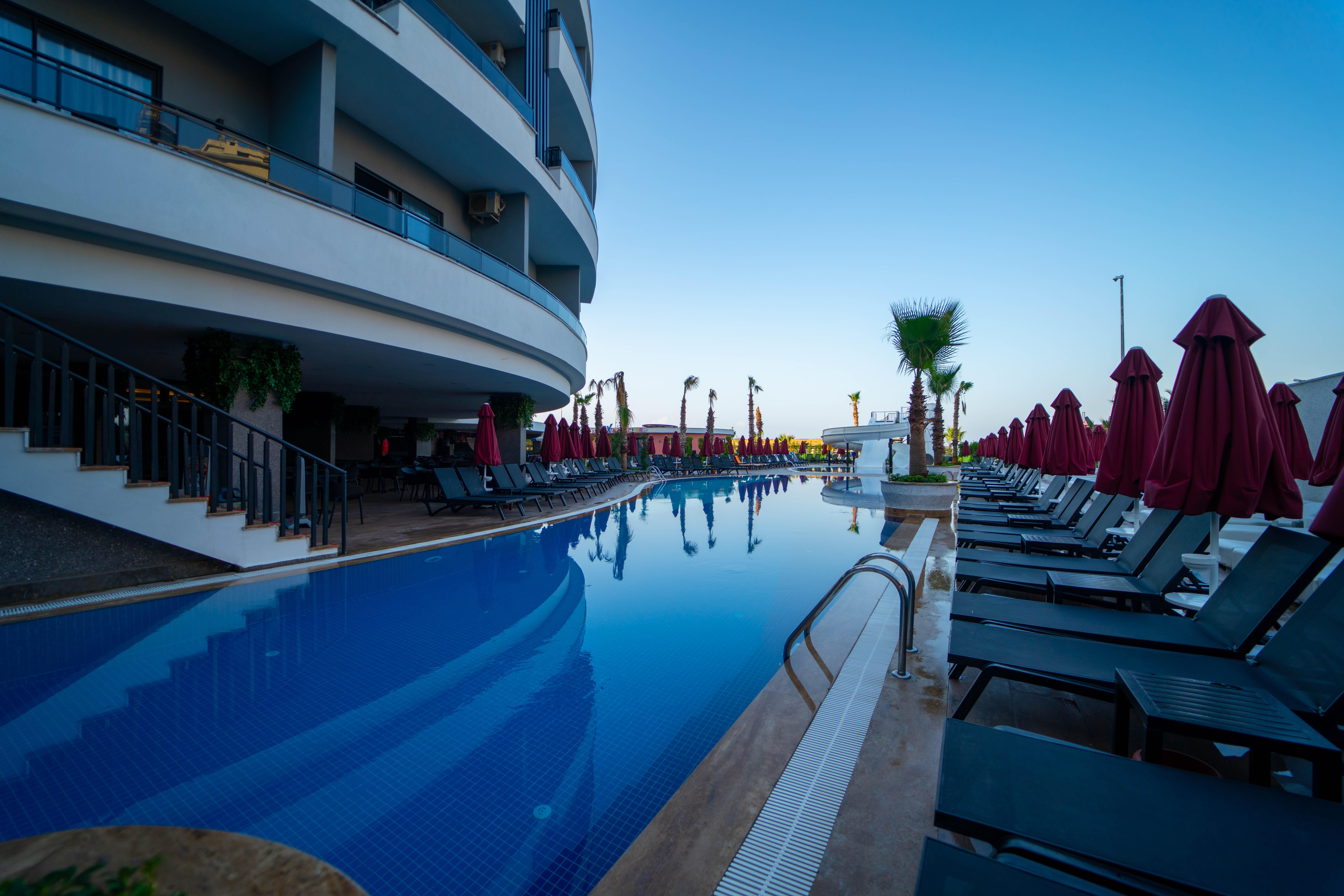 Noxinn Deluxe Hotel โคนัคคลึ ภายนอก รูปภาพ