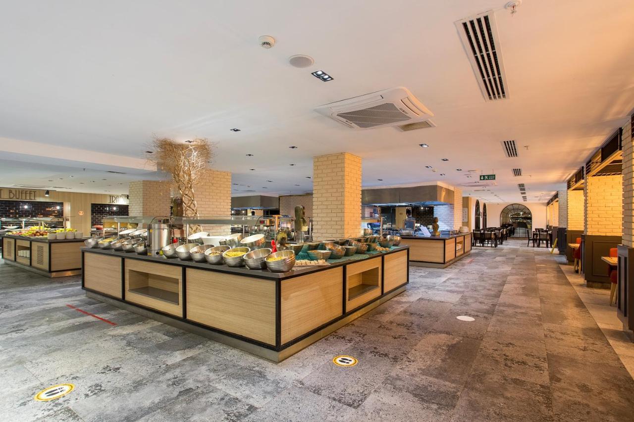 Noxinn Deluxe Hotel โคนัคคลึ ภายนอก รูปภาพ